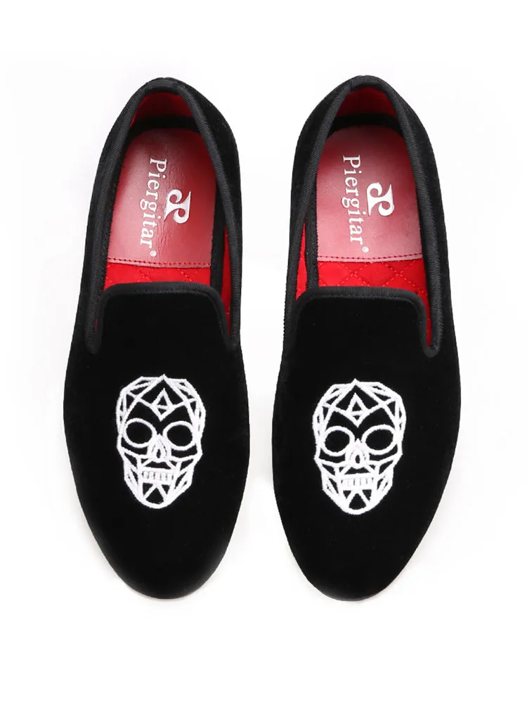 British style men's hand-embroidered trendy brand skull loafers fashionable slip-on smoking shoes nightclub party trendy shoes