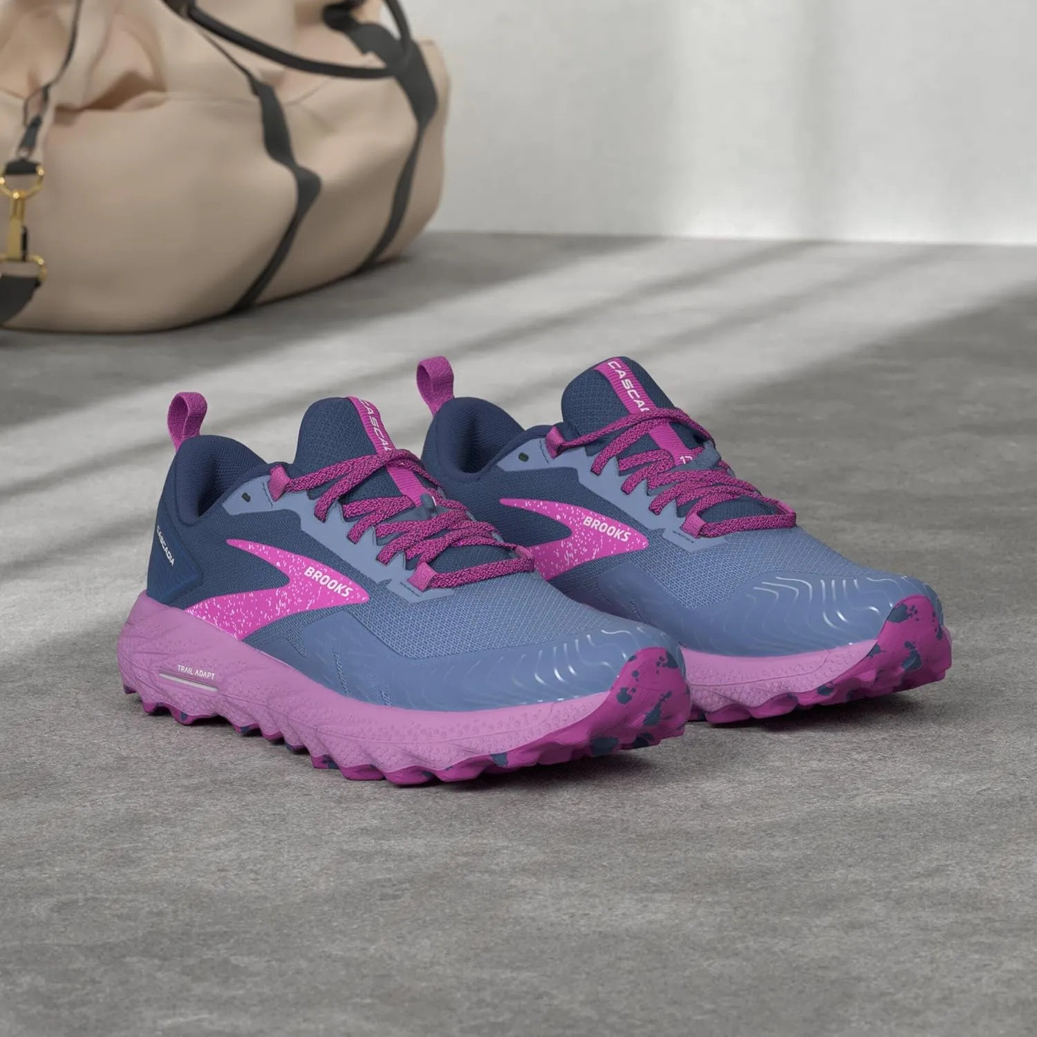 Brooks Womens Cascadia 17 Trail Running Shoe