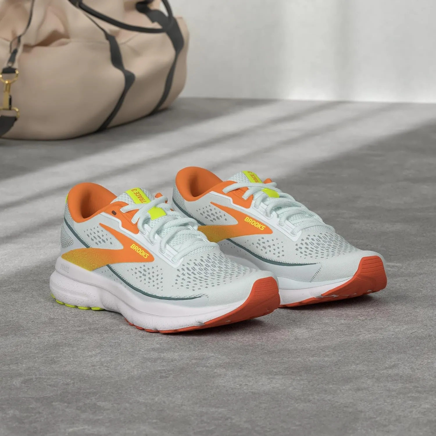 Brooks Womens Trace 3 Neutral Running Shoe