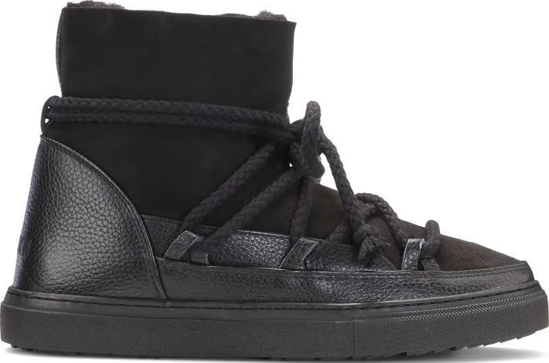 Classic Sneakers - Mens