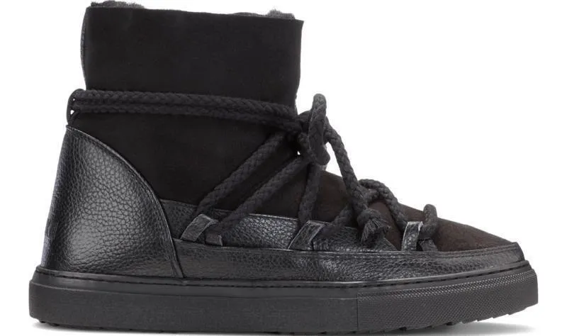 Classic Sneakers - Mens