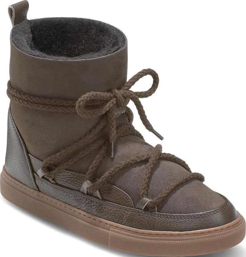 Classic Sneakers - Mens