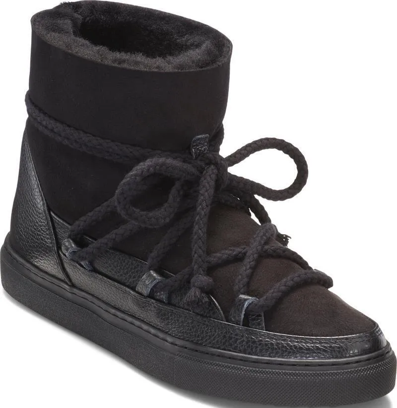 Classic Sneakers - Mens