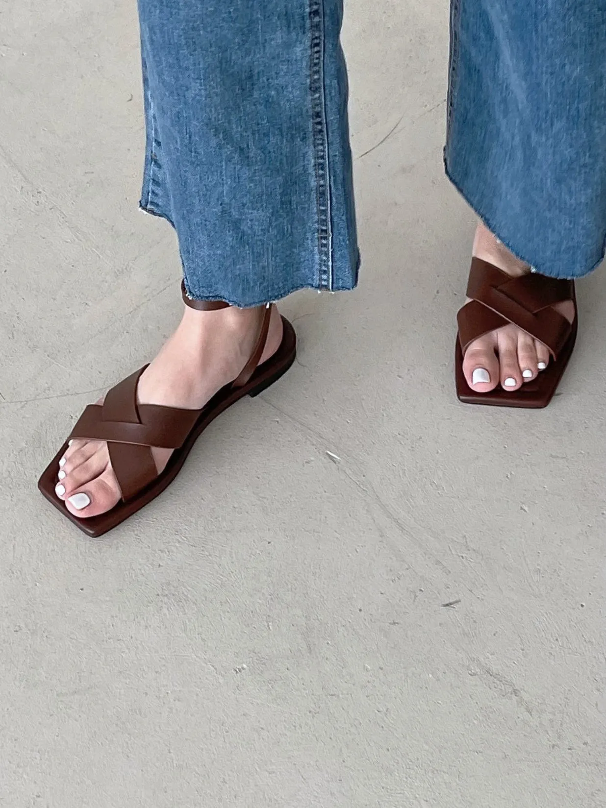 Cross Strap Flat Sandals