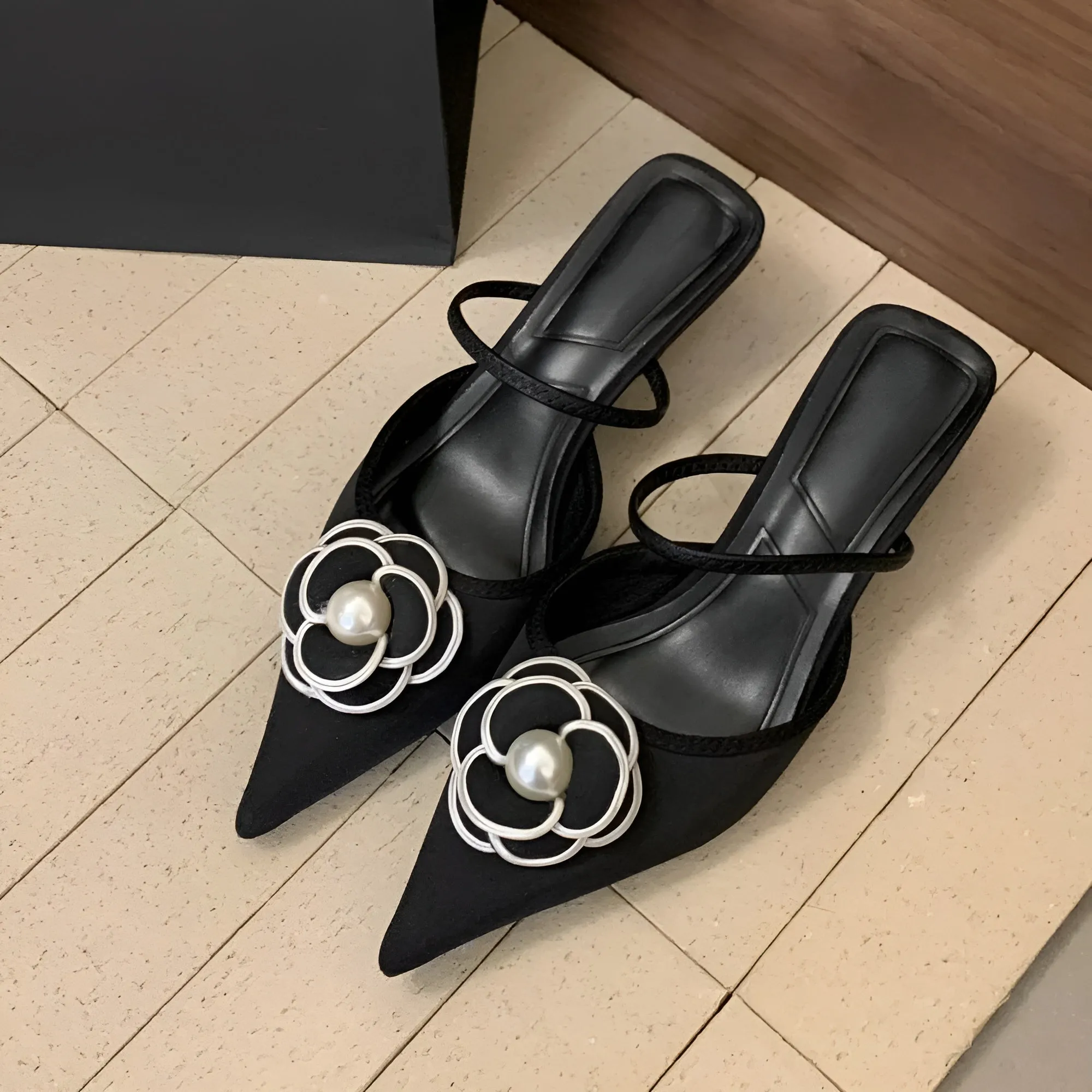 Elise toile Mule Pump
