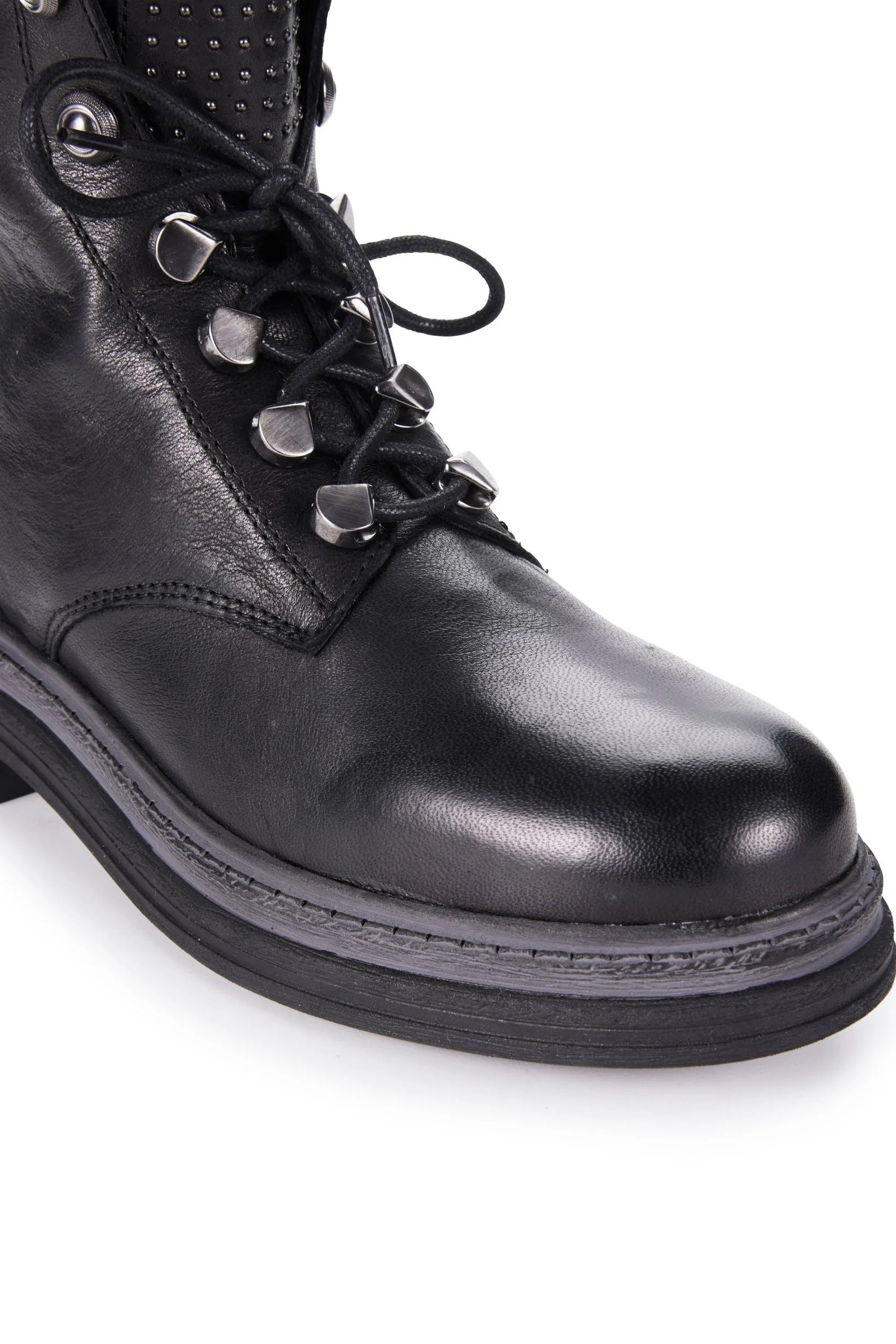 Estilo Emporio Superstud Boot Black