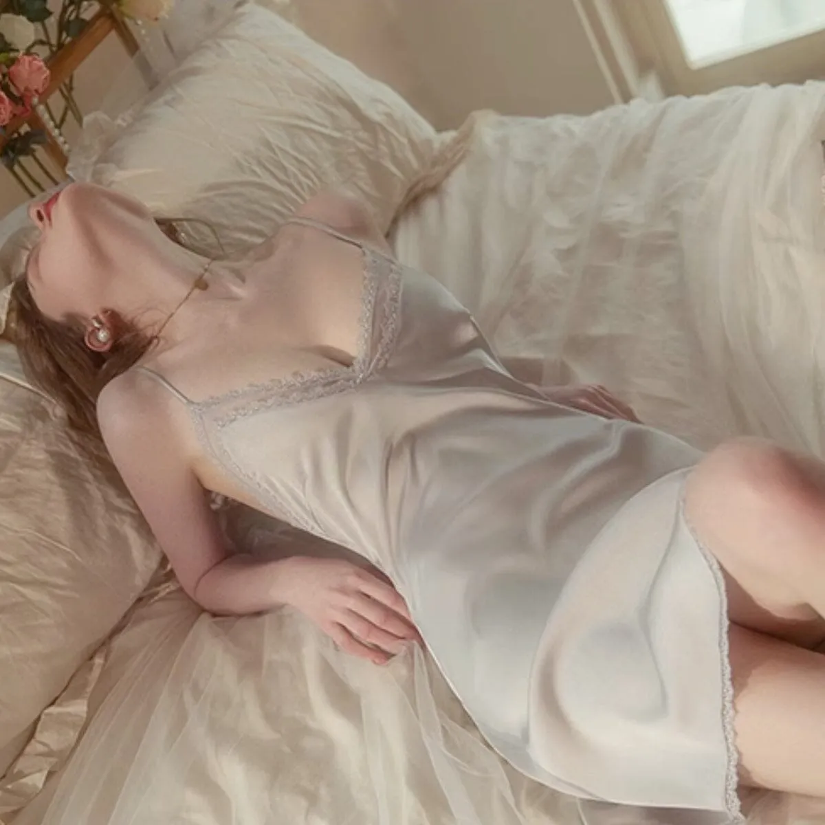 Louie satin slip