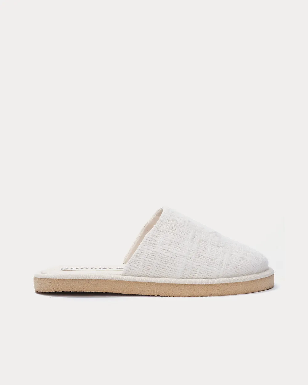 Namer Off-White Slip Ons