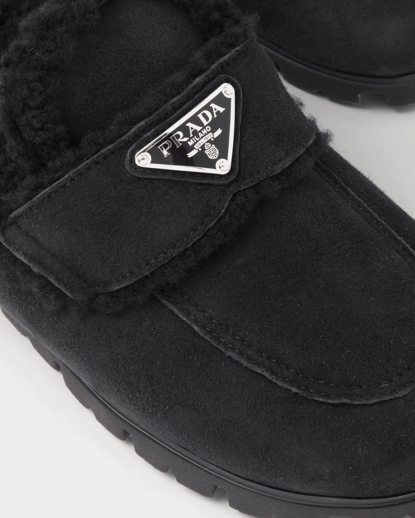 Shearling Black Slippers