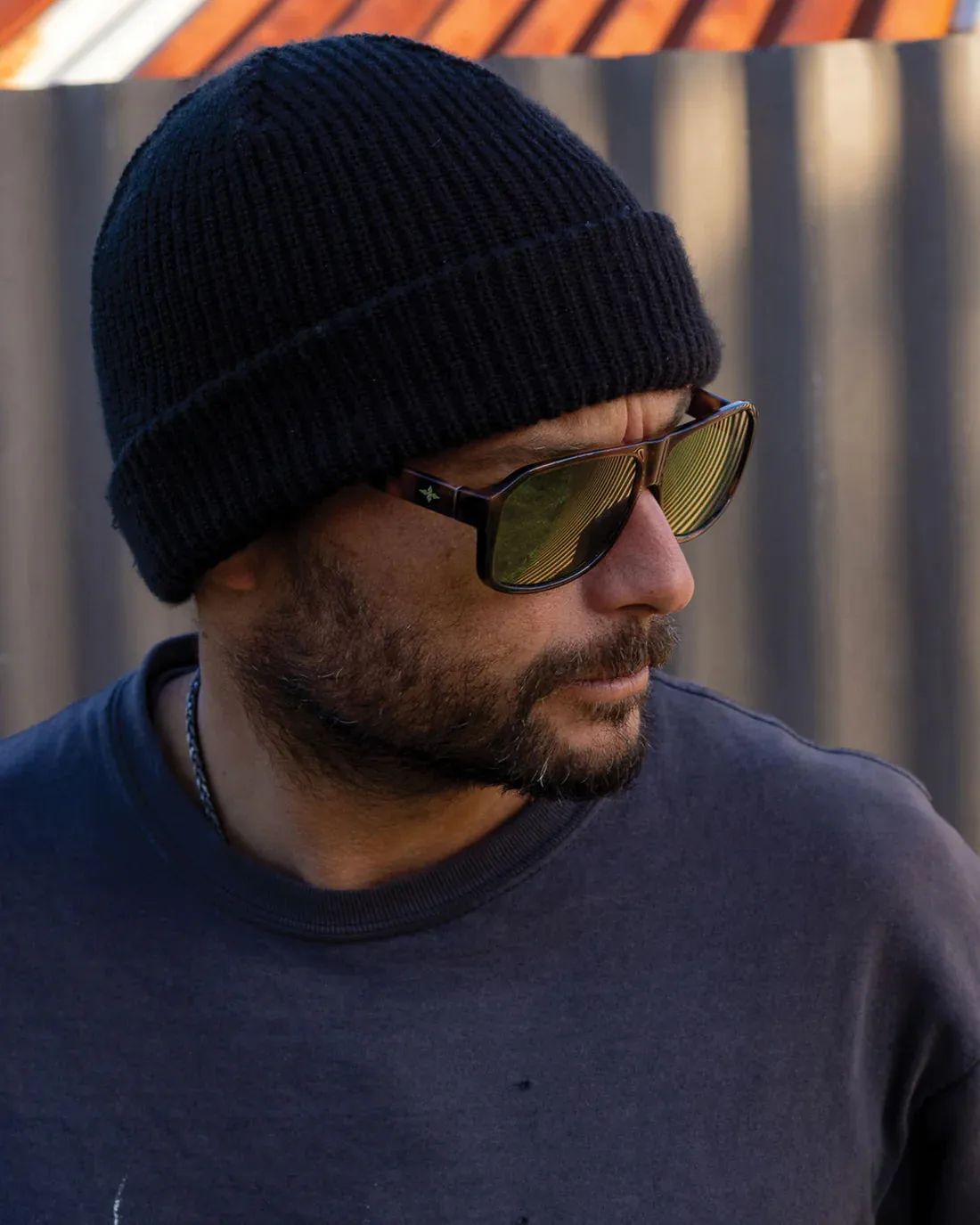 THE EXECUTIVE SUNGLASS SMOKEY TORT/OLIVE