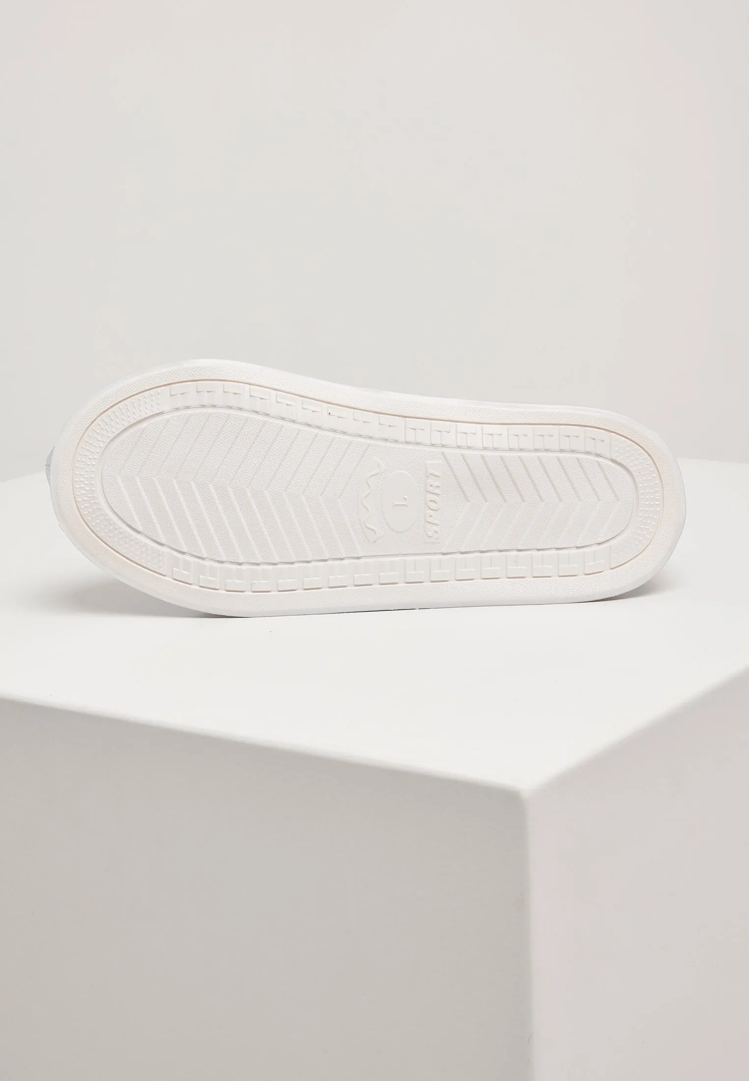 UC Sneaker Protection
